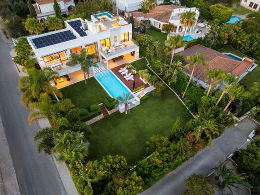 Haus zum Kauf 4.950.000 € 329 m² 1.350 m² Grundstück Marbella 14880