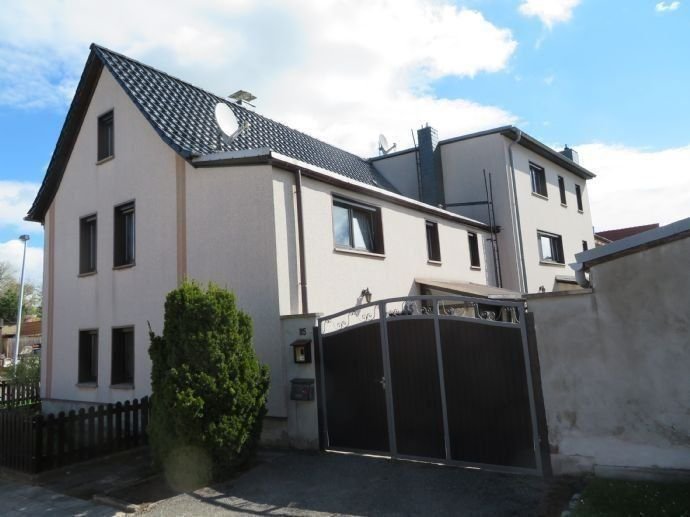 Doppelhaushälfte zum Kauf 249.500 € 4 Zimmer 148 m²<br/>Wohnfläche 500 m²<br/>Grundstück ab sofort<br/>Verfügbarkeit Liebstedt Ilmtal-Weinstraße 99510