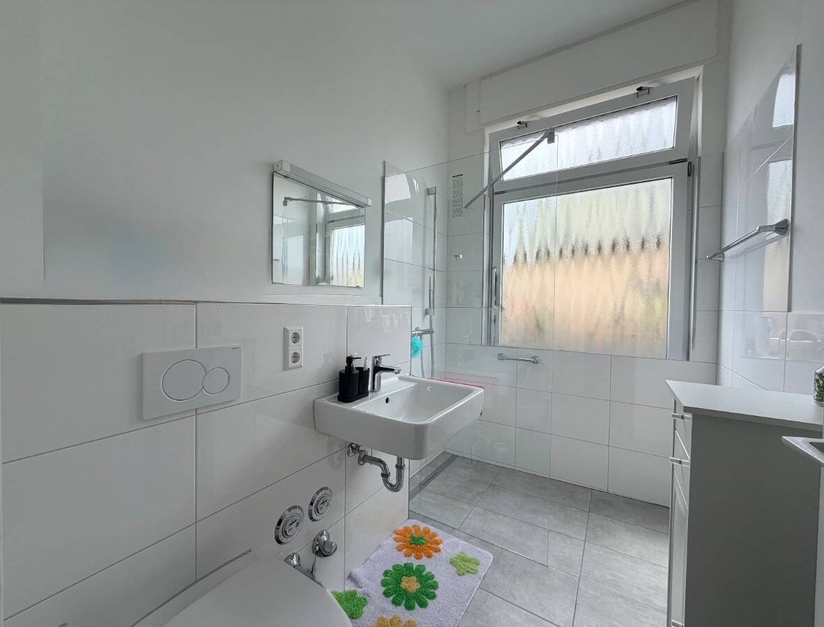 Immobilie in Rheinfelden (Baden) - Gemütliche 2-Zimmer-Wohnung in Rheinfelden - ideal für Eigennutzer & Kapitalanleger - Bild 2