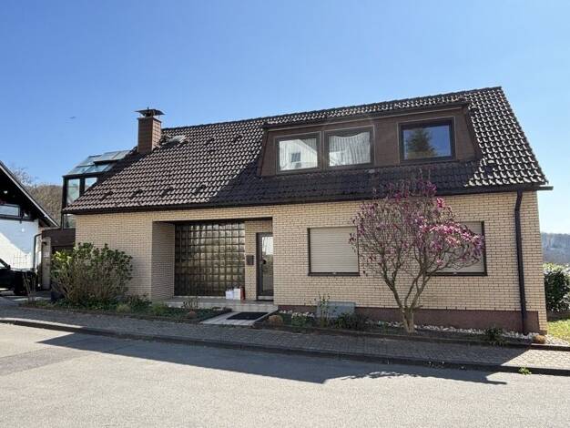 Einfamilienhaus zum Kauf provisionsfrei 495.000 € 8 Zimmer 246 m² 677 m² Grundstück Osenau Odenthal 51519