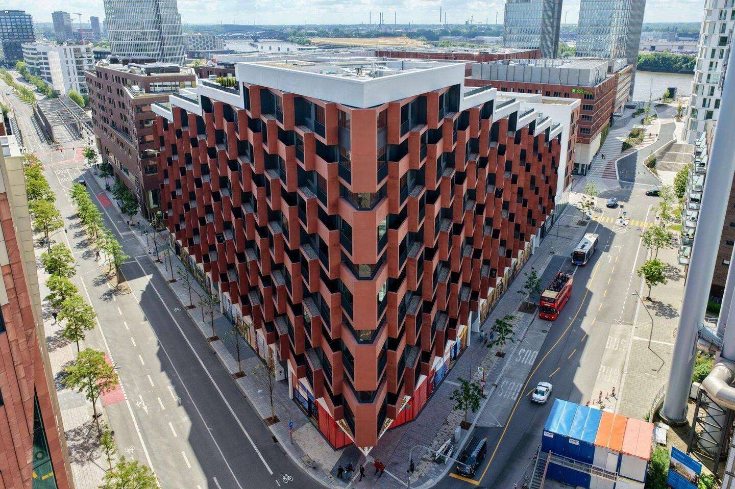 Property thumbnail 2