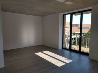 Wohnung zur Miete 785 € 2 Zimmer 82,3 m² 1. Geschoss Lindenallee 1a Arnstadt Arnstadt 99310