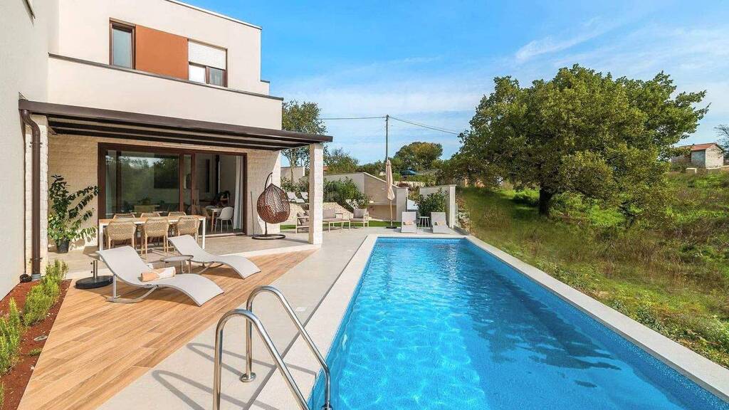 Doppelhaushälfte zum Kauf 530.000 € 4 Zimmer 335 m² Grundstück Svetvincenat 52342