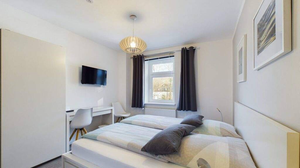 Haus zum Kauf 450.000 € 9 Zimmer 186 m² Grundstück Nassau 56377