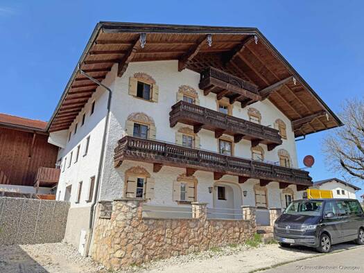 Mehrfamilienhaus zum Kauf 1.200.000 € 12 Zimmer 330 m² 250 m² Grundstück Bernhaupten Bergen 83346