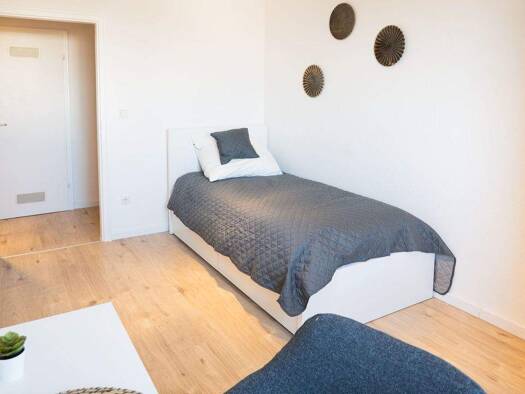 Wohnung zum Kauf als Kapitalanlage geeignet 150.000 € 4 Zimmer 75 m² St Leonhard Nürnberg 90439