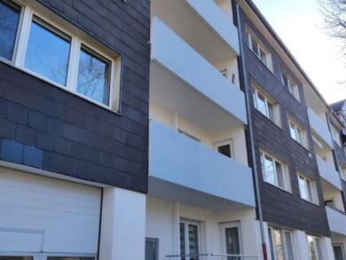 Wohnung zum Kauf 80.000 € 3 Zimmer 62 m² Dachgeschoss, 4. Geschoss Holtener Straße 310 Obermarxloh Duisburg 47167