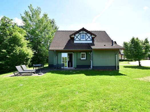Einfamilienhaus zum Kauf provisionsfrei 220.000 € 4 Zimmer 78 m² 399 m² Grundstück Am Kellerborn 1-522 Eller Cochem 56814
