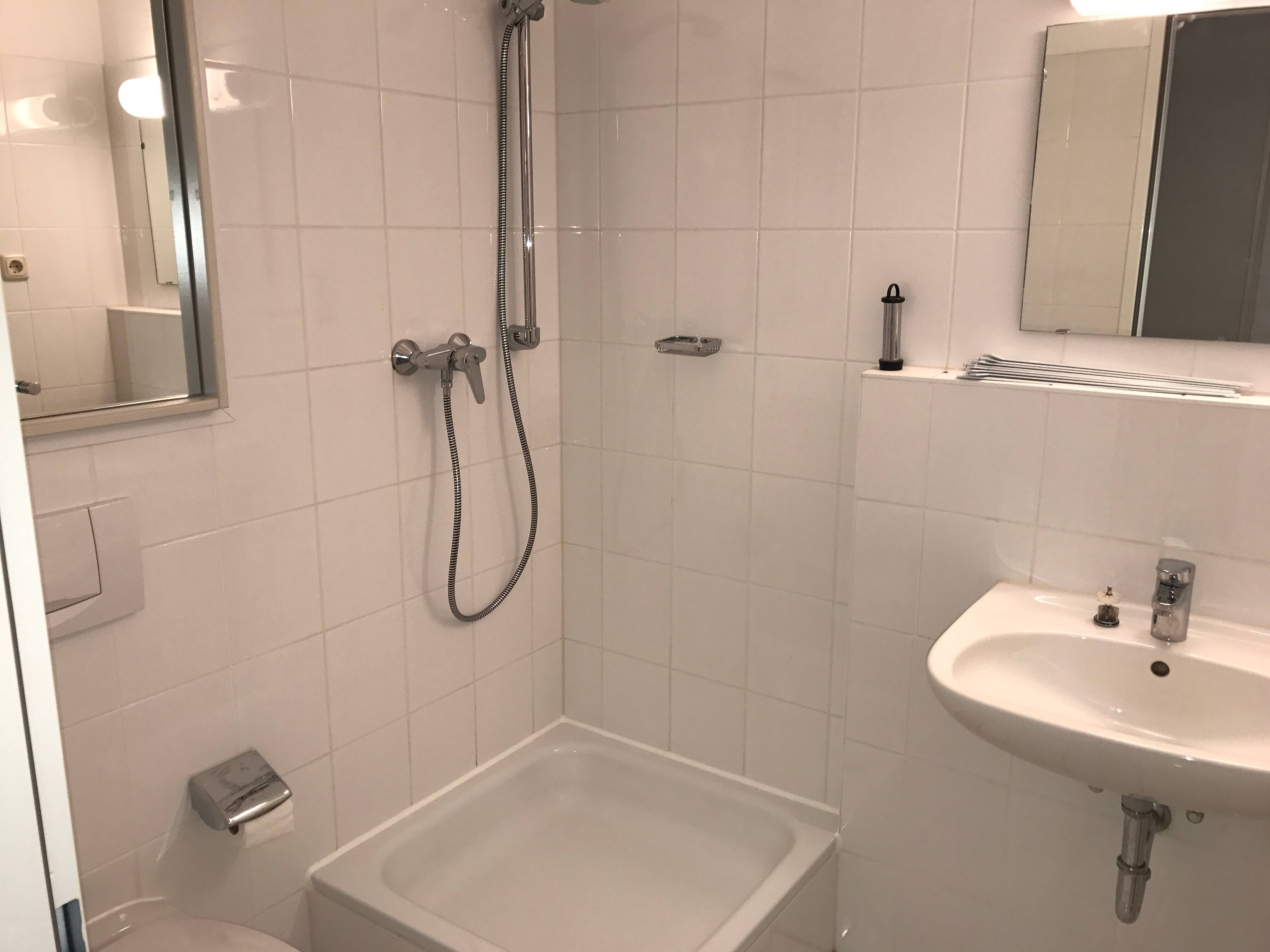 Property thumbnail 7