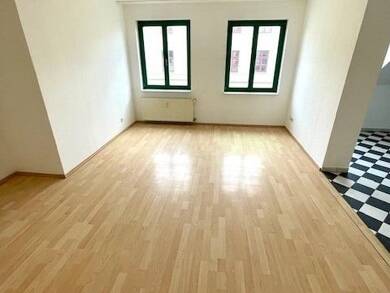 Wohnung zur Miete 315 € 2 Zimmer 45 m² Dachgeschoss, 3. Geschoss frei ab sofort Martinstr.5 Buckau Magdeburg 39104