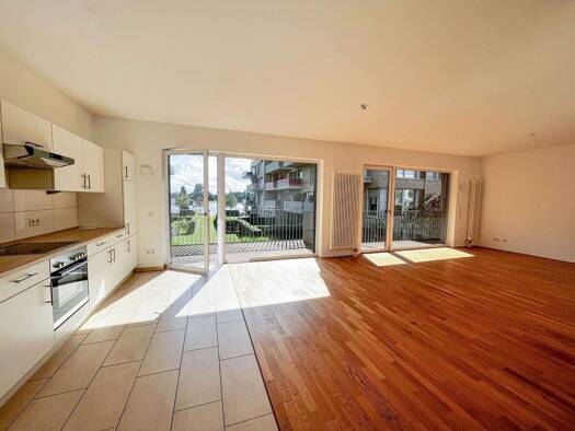 Wohnung zur Miete 1.320 € 3 Zimmer 104,8 m² 4. Geschoss frei ab 01.04.2026 Kommodore-Johnsen-Boulevard 6 Handelshäfen Bremen 28217