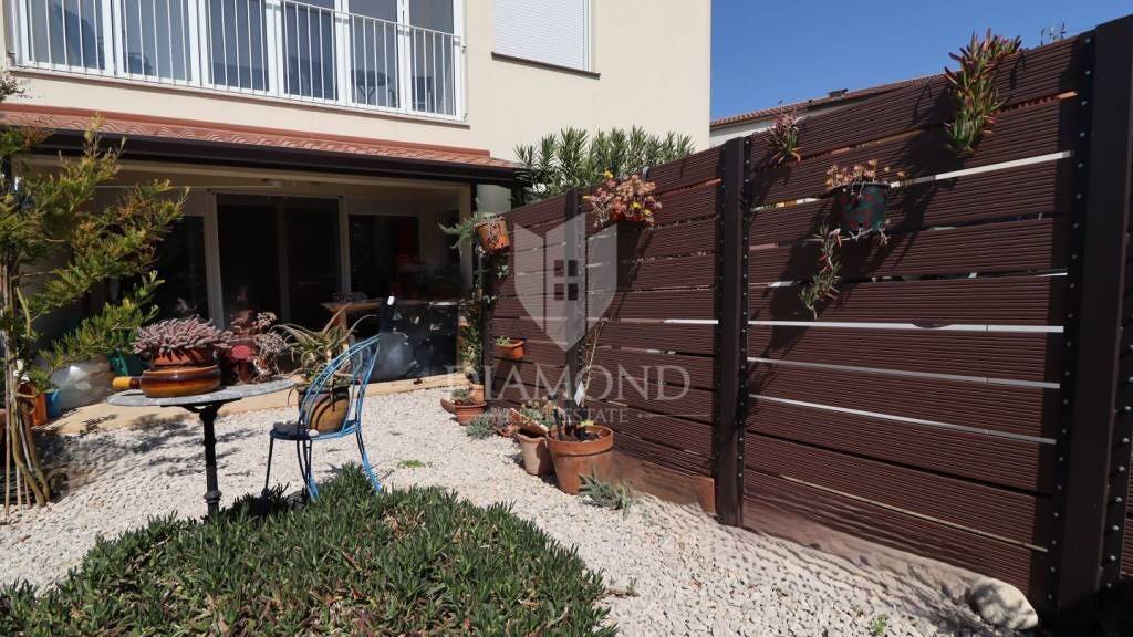 Wohnung zum Kauf 301.299 € 2 Zimmer 75 m² Porec Luka