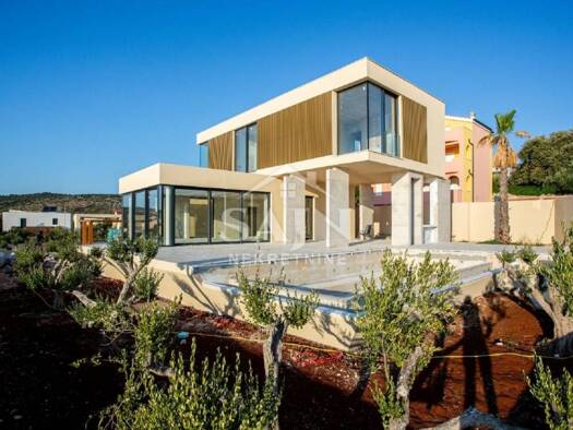 Haus zum Kauf 1.400.000 € 4 Zimmer 246 m² Razanj, Rogoznica Rogoznica