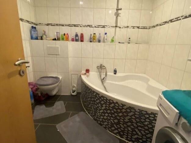 Wohnung zur Miete 650 € 2 Zimmer 55,2 m² 2. Geschoss frei ab 01.01.2026 Espenstraße 9, 78176 Blumberg Blumberg 78176