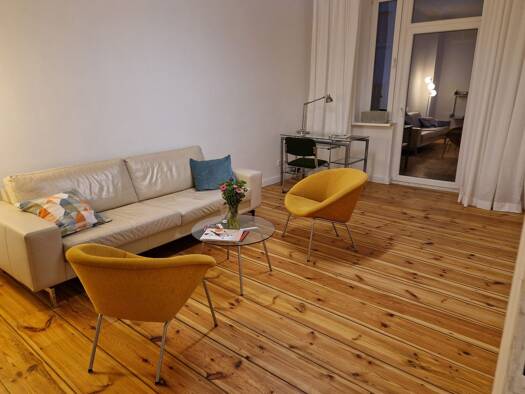 Wohnung zur Miete 1.100 € 2 Zimmer 60 m² Geschoss 3/5 frei ab 01.11.2026 Neukölln Berlin 12051