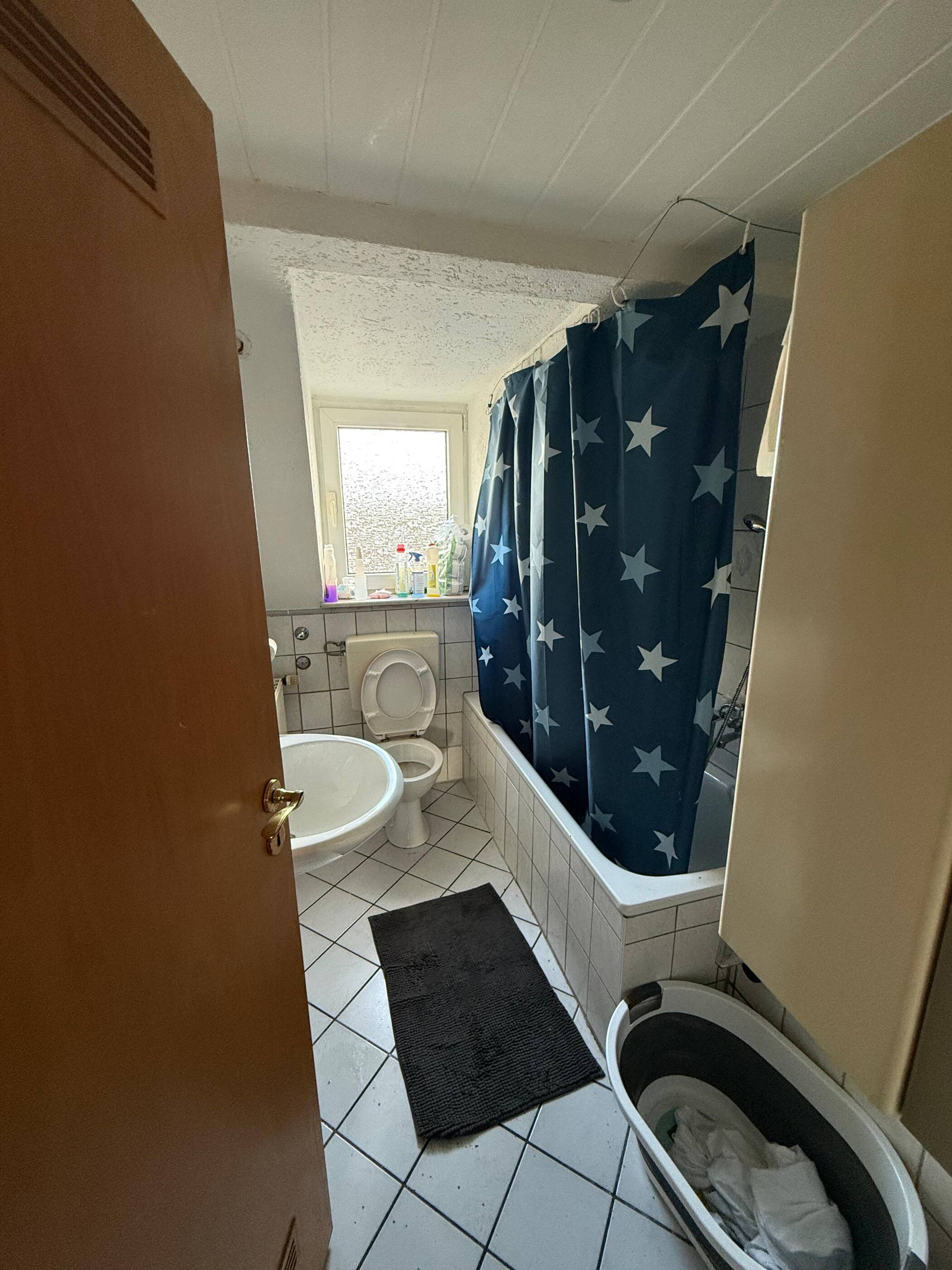 Eigentumswohnung in zentraler Lage: Vermietete 2-Zimmer Wohnung – Freiligrathstr. 11, 47799 Krefeld – Vorschaubild 4
