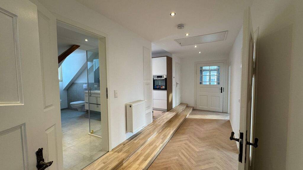 Wohnung zur Miete 1.550 € 4 Zimmer 110 m² frei ab 01.03.2026 West Jena 07743