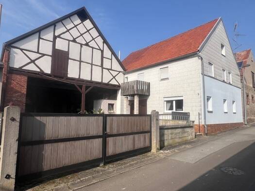 Einfamilienhaus zum Kauf 99.000 € 7 Zimmer 118 m² 446 m² Grundstück frei ab sofort Fählersgasse Uchenhofen Haßfurt 97437
