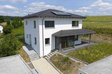 Einfamilienhaus zum Kauf - Erstbezug provisionsfrei 598.500 € 5 Zimmer 142,1 m² 476 m² Grundstück Oberfüllbach Ebersdorf-Oberfüllbach 96237