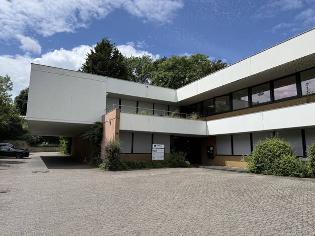 Bürofläche zur Miete 2.263 € 8 Zimmer 292 m² Bürofläche Duisdorf Hardtberg 53123