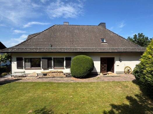 Einfamilienhaus zum Kauf 399.000 € 5 Zimmer 216,6 m² 1.311 m² Grundstück Bad Karlshafen 34385