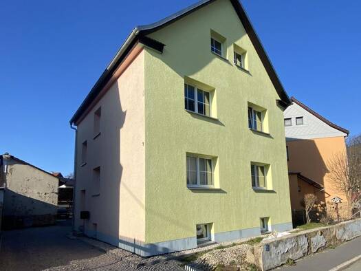 Mehrfamilienhaus zum Kauf 286.000 € 5 Zimmer 145 m² 574 m² Grundstück frei ab sofort Bad Blankenburg 07422