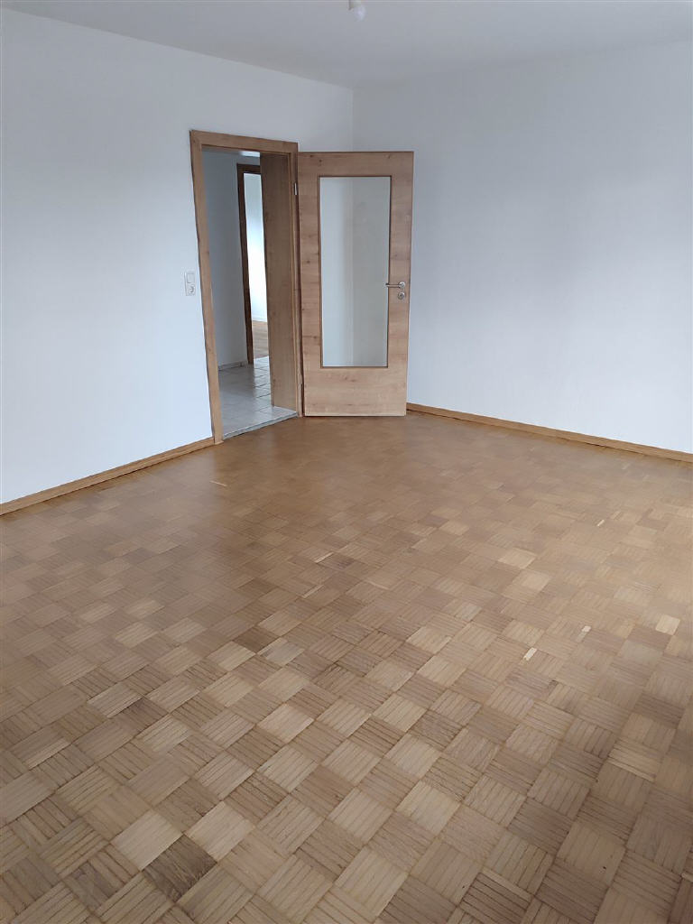 Wohnung zur Miete 700 € 3 Zimmer 75 m²<br/>Wohnfläche 1.<br/>Geschoss 01.02.2025<br/>Verfügbarkeit Vilsbiburg Vilsbiburg 84137