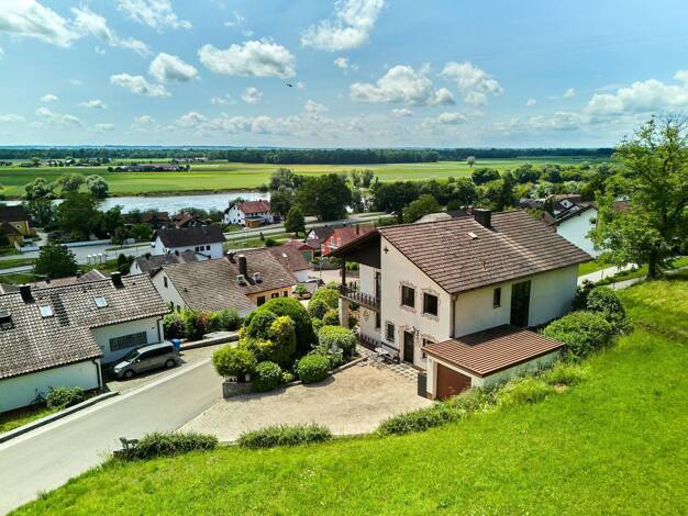 Einfamilienhaus zum Kauf 359.000 € 6 Zimmer 206 m² 761 m² Grundstück Pfelling Bogen 94327