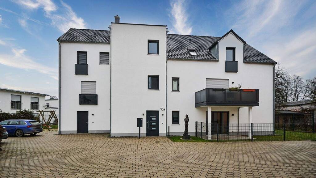 Ihr privates Sonnendeck: 102 m² Neubau-Exklusivität (BJ 2022) mit gigantischer 18 m² Balkon-Oase