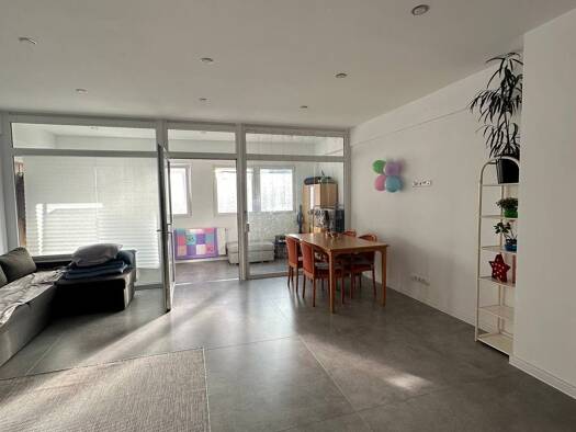 Wohnung zur Miete 610 € 2 Zimmer 65,7 m² EG frei ab sofort Höhr-Grenzhausen 56203