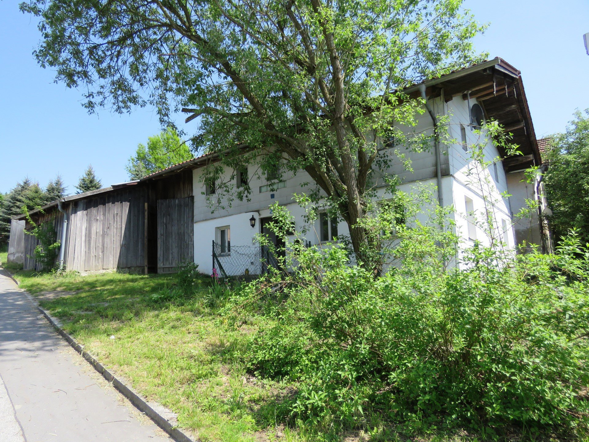 Bauernhaus zum Kauf 228.000 € 173 m²<br/>Wohnfläche 911 m²<br/>Grundstück Hutthurm Hutthurm 94116