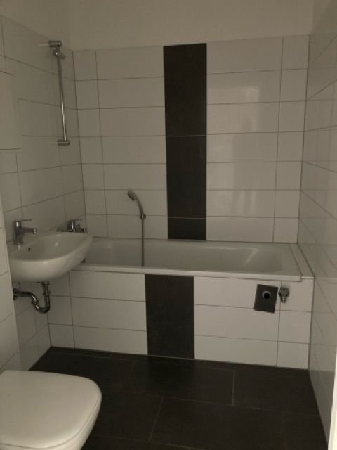 Wohnung zur Miete 381 € 4 Zimmer 65,5 m²<br/>Wohnfläche EG<br/>Geschoss Lerchenbergstraße 1 Friedrichstadt Lutherstadt Wittenberg 06886