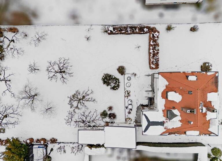 Einfamilienhaus zum Kauf 649.000 € 9 Zimmer 202 m² 1.205,3 m² Grundstück Gartenstadt Bayreuth 95445