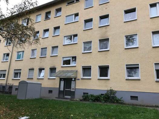Wohnung zur Miete 570 € 3 Zimmer 66,7 m² 3. Geschoss frei ab 01.03.2026 Spandauer Straße 15 Erbenheim Wiesbaden 65205