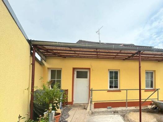 Wohnung zur Miete 655 € 3 Zimmer 77 m² EG frei ab 01.02.2026 Erfurter Str. 45 Ichtershausen Amt Wachsenburg 99334