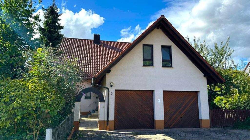 Mehrfamilienhaus zum Kauf 569.000 € 6 Zimmer 219,2 m² 993 m² Grundstück frei ab 01.04.2026 Berwangen Kirchardt 74912