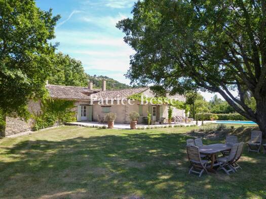 Einfamilienhaus zum Kauf 1.350.000 € 10 Zimmer 468 m² 7.500 m² Grundstück Forcalquier 04300
