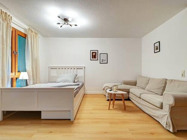 Terrassenwohnung zur Miete 1.000 € 1,5 Zimmer 50 m² EG frei ab 01.11.2026 Untere Gasse 22 Böblingen Böblingen 71032