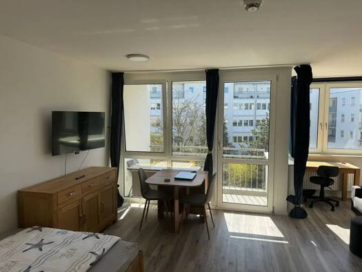 Studio zur Miete 640 € 1 Zimmer 36 m² Geschoss 3/5 frei ab 01.08.2026 Gottfriedstraße 22 St Peter Nürnberg 90478
