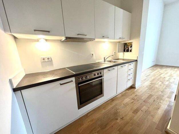 Wohnung zur Miete 500 € 2 Zimmer 38,5 m² 1. Geschoss frei ab 05.03.2026 Prager Straße 16 Reudnitz-Thonberg Leipzig 04103