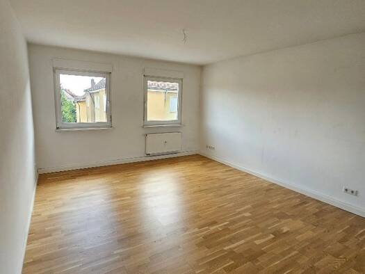 Wohnung zur Miete 871 € 3 Zimmer 81 m² Geschoss 4/5 frei ab 01.09.2026 Rennweg Nürnberg 90489