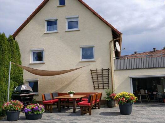 Mehrfamilienhaus zum Kauf 329.000 € 9 Zimmer 172,2 m² 1.303 m² Grundstück Blaufelden Blaufelden 74572
