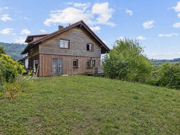 Einfamilienhaus zum Kauf provisionsfrei 520.000 € 8,5 Zimmer 224,7 m² 640 m² Grundstück Nenningen Lauterstein 73111