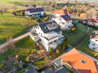 Mehrfamilienhaus zum Kauf 980.000 € 7,5 Zimmer 234,8 m² 390 m² Grundstück Neuffen Neuffen 72639