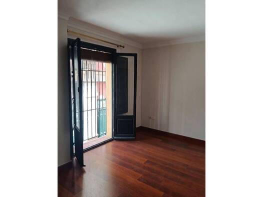 Wohnung zur Miete 1.250 € 3 Zimmer 75 m² 1. Geschoss >Calle General Castaños > Seville 41001