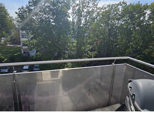 Wohnung zum Kauf provisionsfrei 129.000 € 1 Zimmer 29,5 m² Geschoss 3/4 frei ab sofort Rotdornweg 4 Niederhöchstadt Eschborn 65760