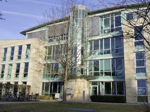 Bürofläche zur Miete provisionsfrei 5.250 € 377 m² Bürofläche Unterhaching 82008