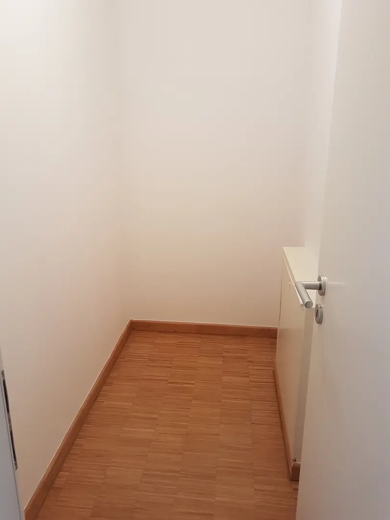 Wohnung zur Miete 1.750 € 3 Zimmer 128 m² Geschoss 1/14 frei ab sofort Wahlbezirk 02 Bad Homburg vor der Höhe 61350