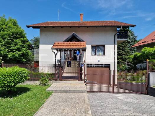 Villa zum Kauf 325.000 € 4 Zimmer 240 m² Samobor 10430