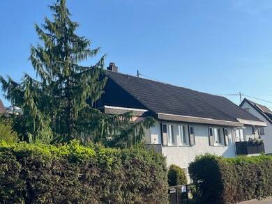 Haus zum Kauf 679.000 € 10 Zimmer 300 m² 626 m² Grundstück frei ab sofort Zizishausen Nürtingen 72622